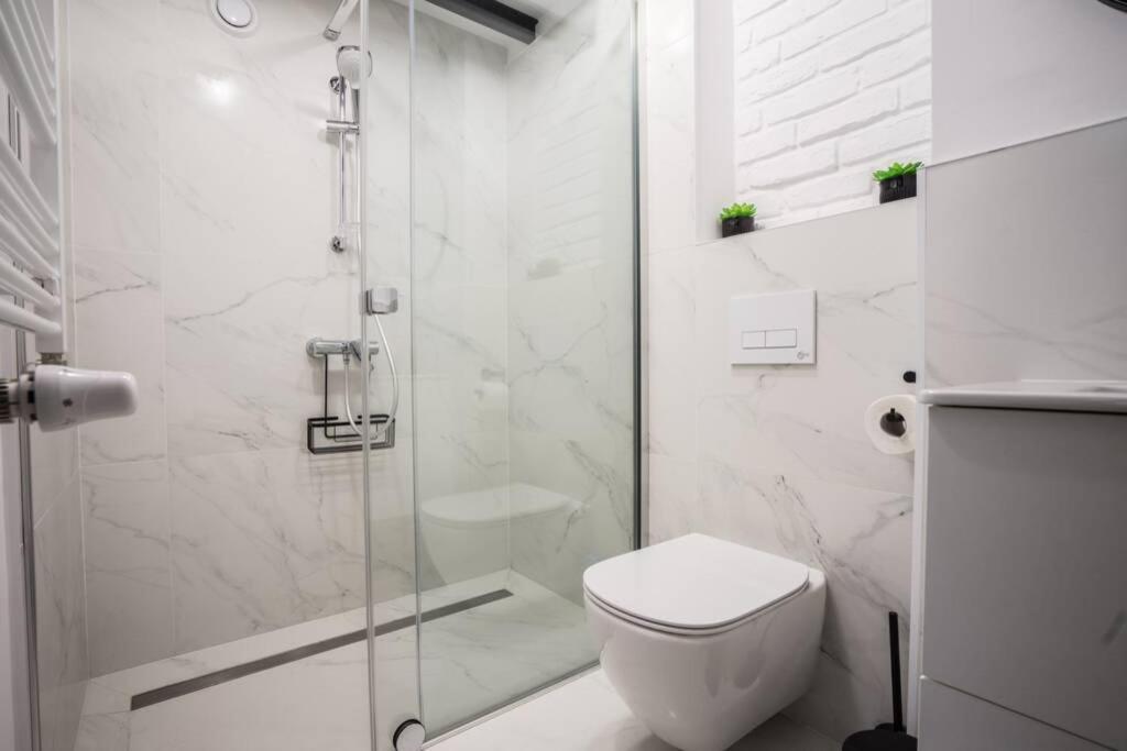 5Eco Apart Pearl Jagiellonska 27 Warszawa Old Town Esterno foto